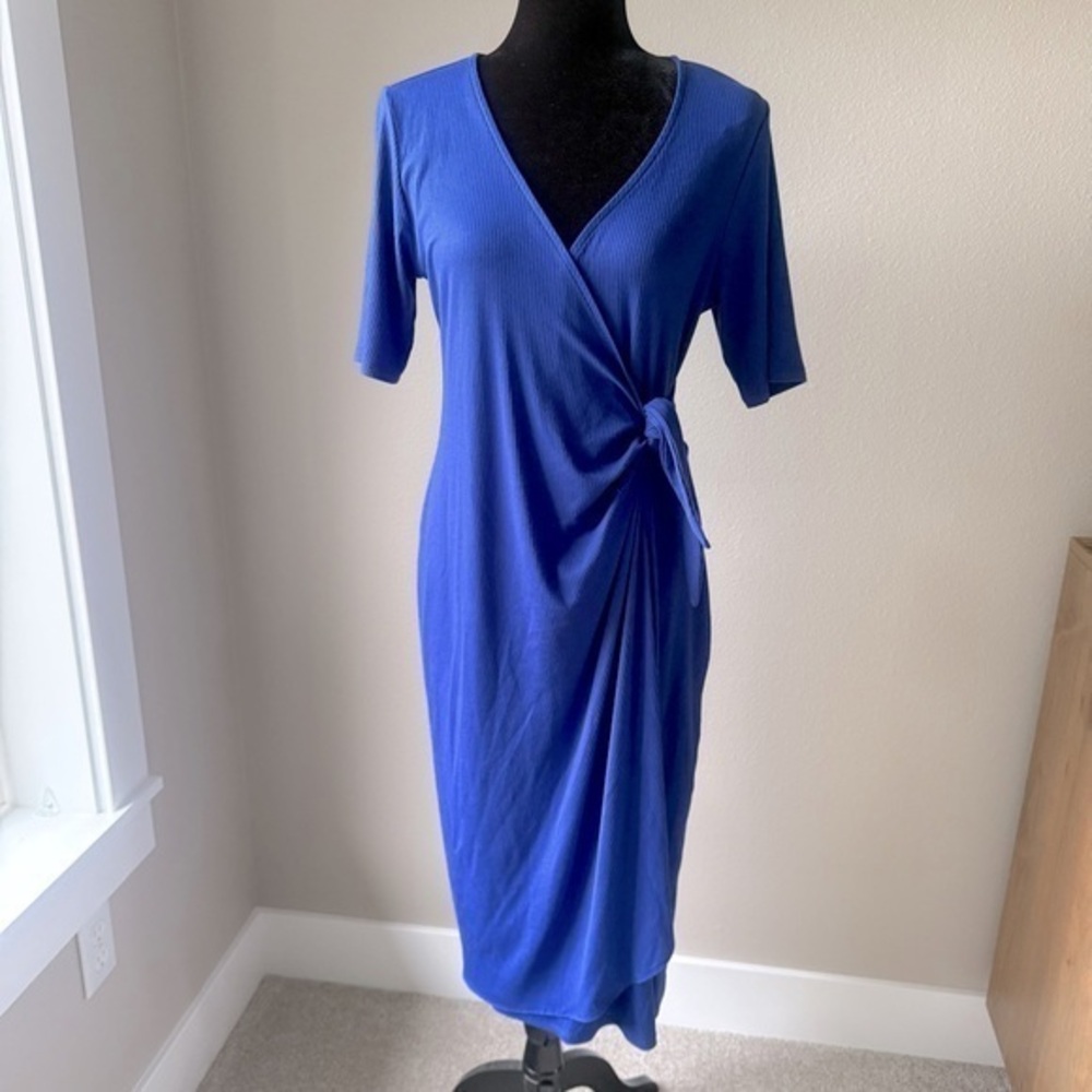 NWT Sonoma women’s royal blue ribbed wrap style maternity dress size medium